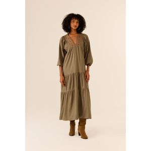 Vestido Midi Pala Bordado Duna