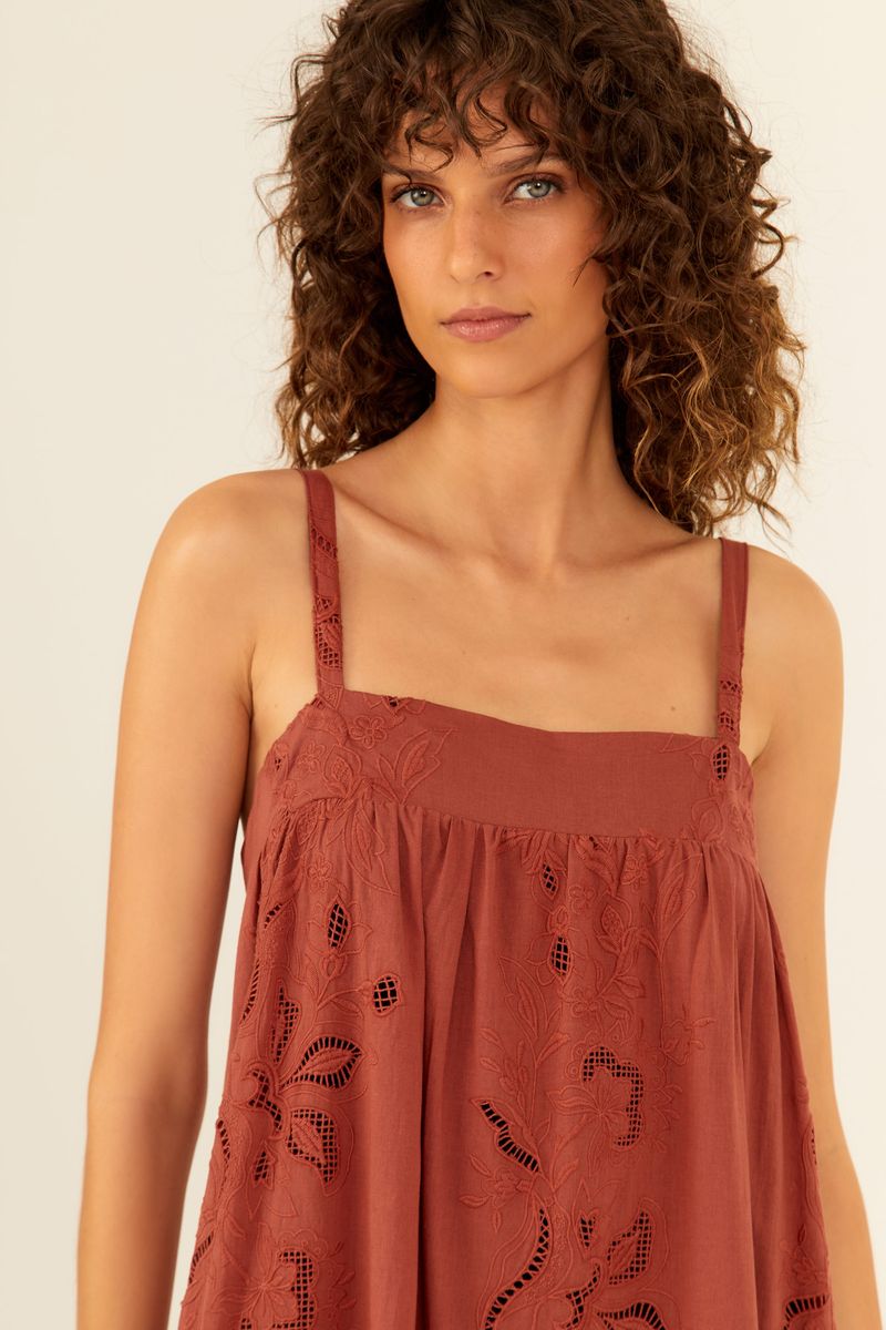 1523544_10002_2-VESTIDO-MIDI-ALCA-BORDADO-POETRY