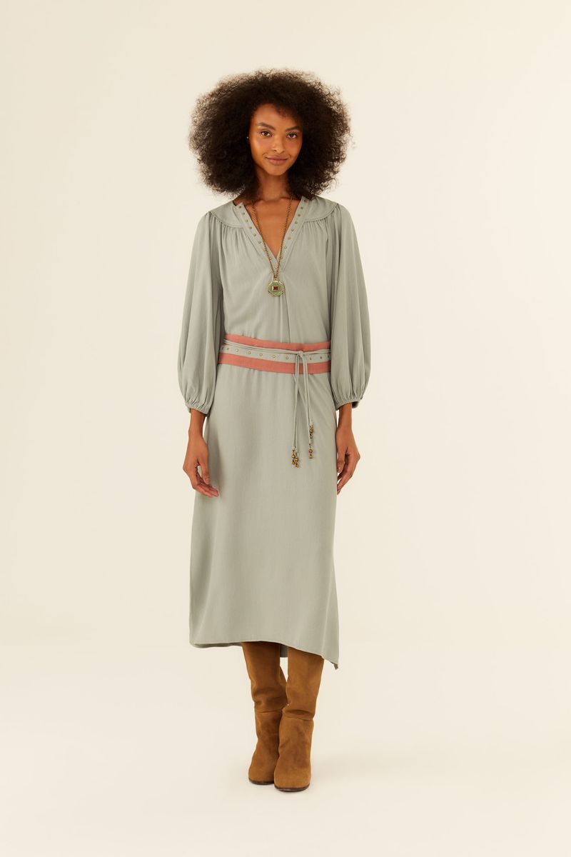1523785_10028_1-VESTIDO-MIDI-DECOTE-TACHAS