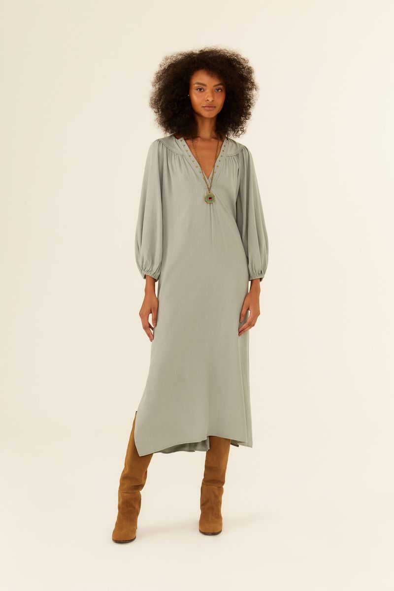 1523785_10028_4-VESTIDO-MIDI-DECOTE-TACHAS