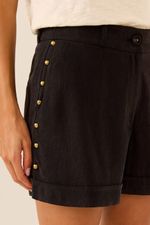 1523477_0005_2-SHORT-BORDADO-TACHAS